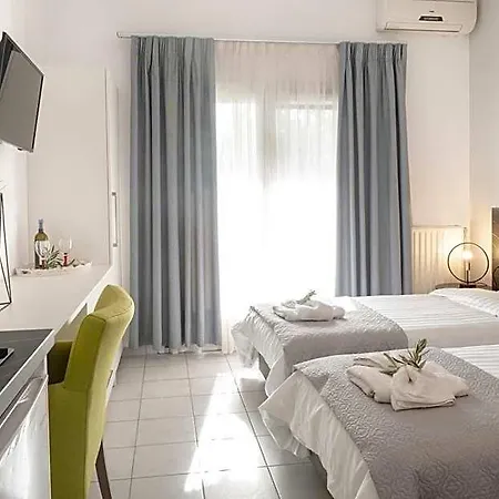 Hotel Papanikolaou 3*