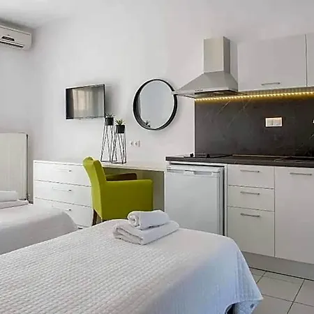 Papanikolaou Hotel 3*